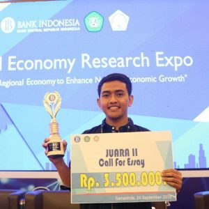 Read more about the article Menangkan lomba call for essay (regional economy research expo)