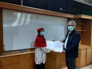 Read more about the article Penandatanganan MOU STIE Madani dengan STIE Yayasan Keluarga Pahlawan Negara (YKPN) pada tanggal 17 Mei 2022